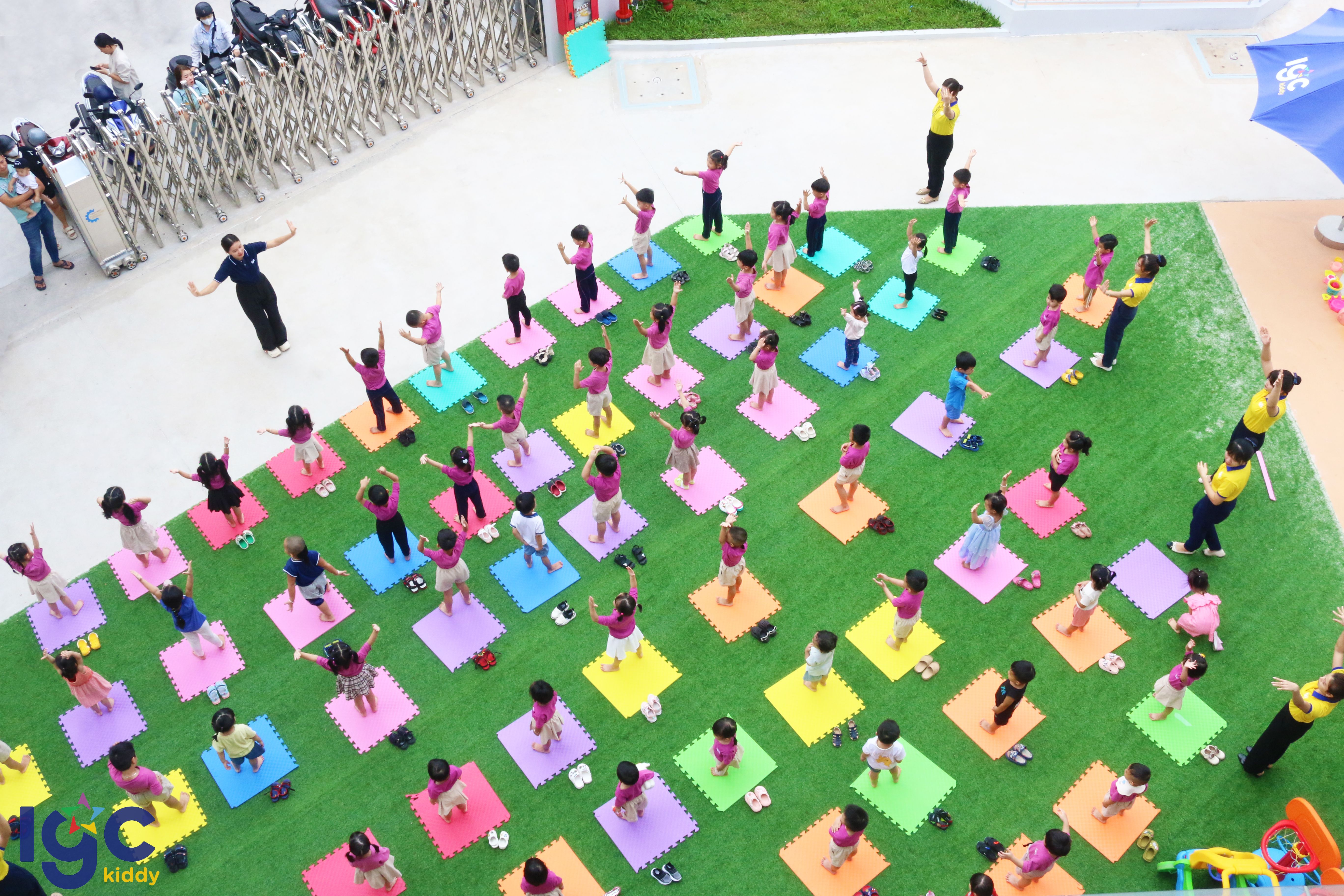 NGÀY ĐẦU TIÊN CỦA CON TẠI CƠ SỞ MỚI TRƯỜNG MẦM NON IGC AN BÌNH