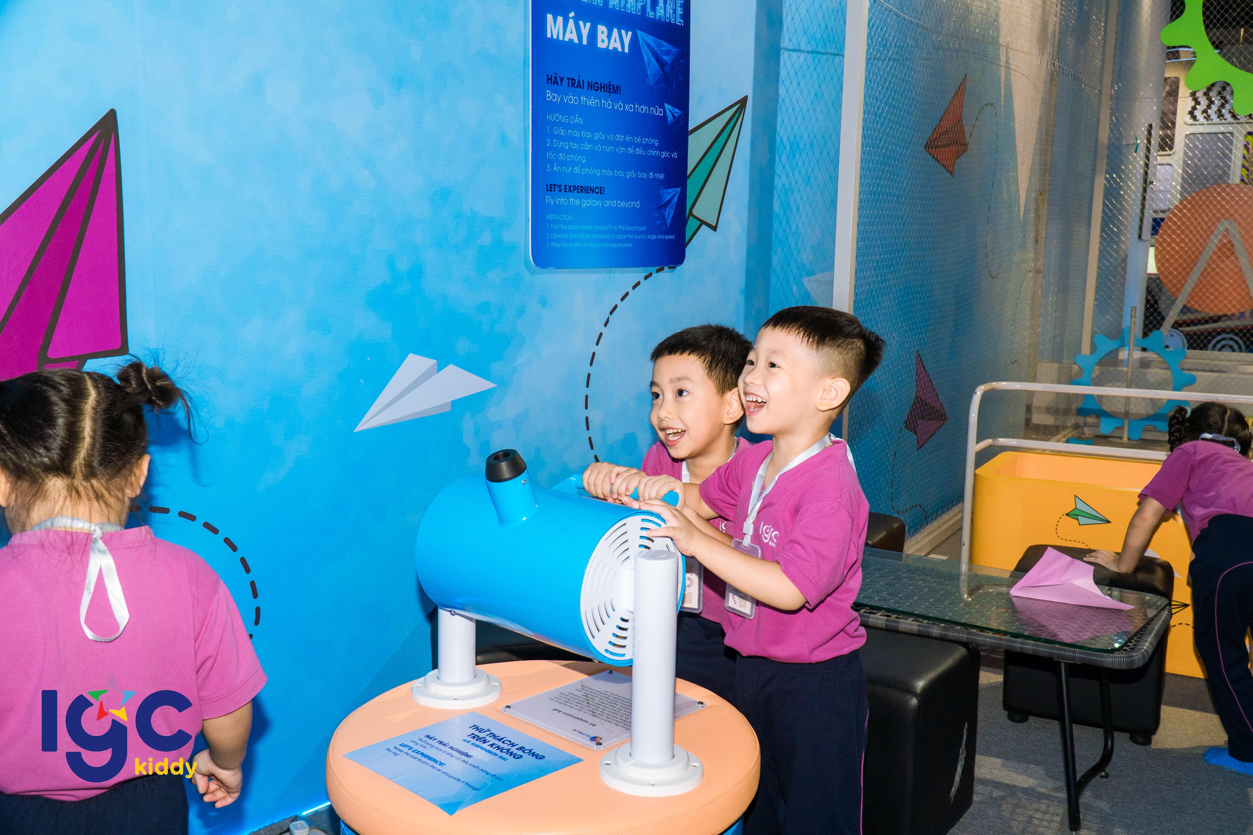 [IGC KIDDY AN BÌNH] ✈️TRẢI NGHIỆM TƯƠNG TÁC CÔNG NGHỆ GIẢI TRÍ TẠI LIGHT CITY💡
