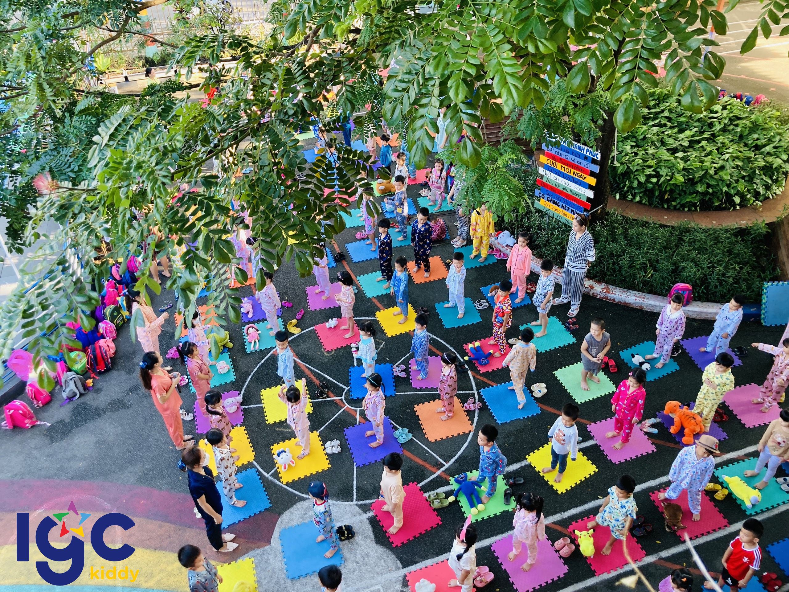 NGÀY HỘI PAJAMA DAY & PLUSH ANIMAL LOVER'S DAY